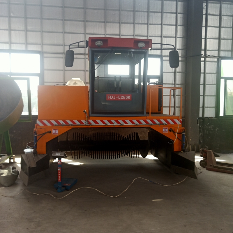 Tipo móvel adubo Turner Machinery da esteira rolante para materiais do adubo